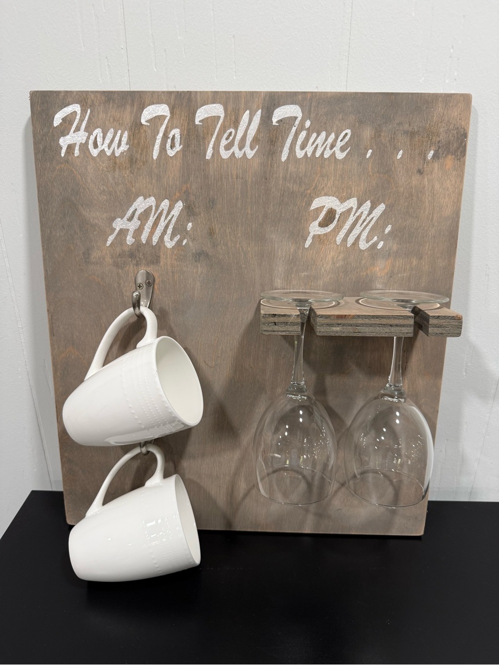Rustic Wood 'How To Tell Time' Coffee & Wine Holder - Silver Lettering